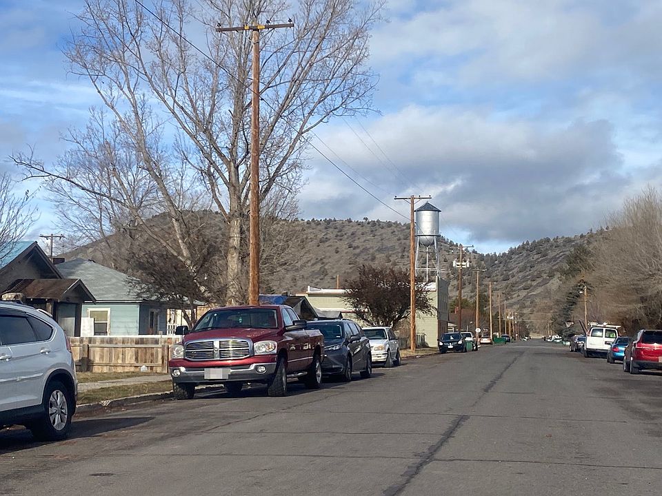 2nd image of 320 California St