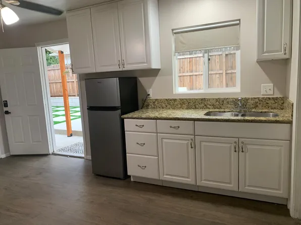 1785 Via Del Rio, Corona, CA 92882