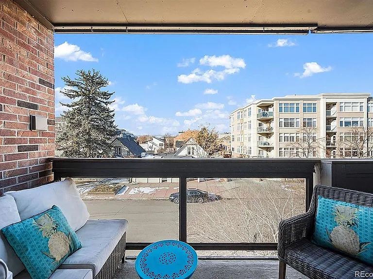 350 Detroit St #303 — Photo 23