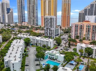 17560 Atlantic Blvd APT 501, Sunny Isles Beach, FL 33160
