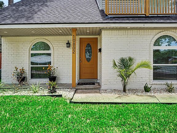 2nd image of 10802 Sagetrail Dr