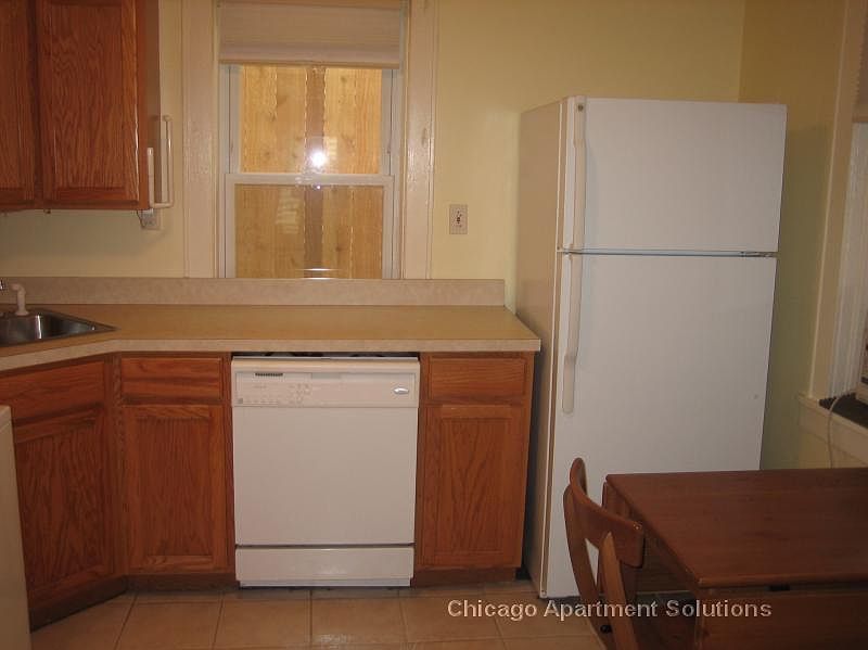 1st image of 1717 W Barry Ave #1