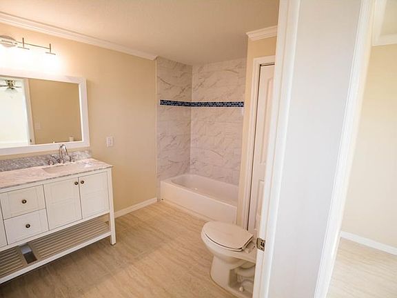 5th image of 13401 Neptune Dr