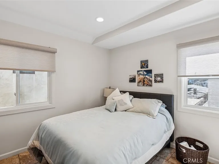410.5 Goldenrod Ave #B — Photo 15