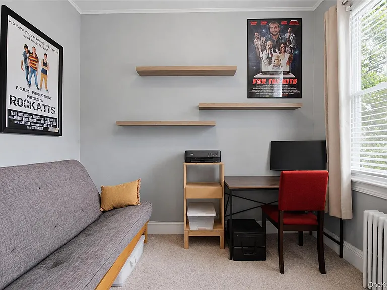 11 Bell Ln — Photo 8
