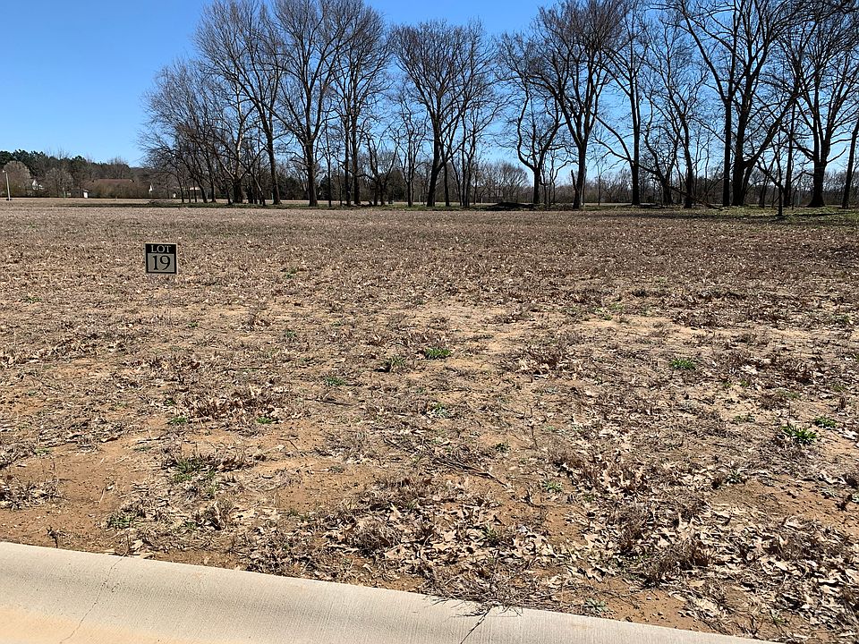 1st image of 5704 Deer Valley Dr