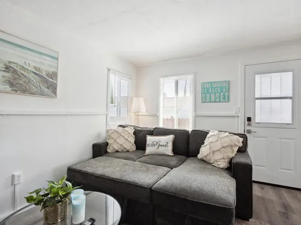 (undisclosed Address), San Diego, CA 92109