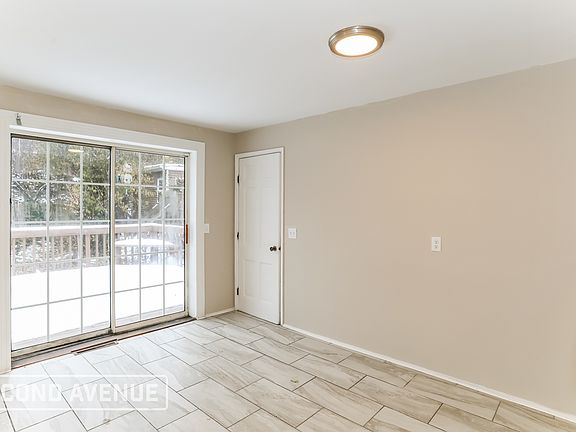 5th image of 2781 Pickmeier Ln