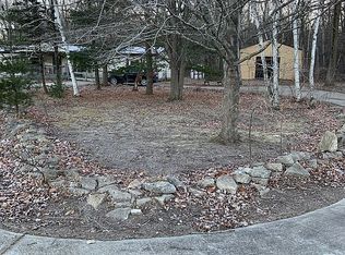 12405 Hawkins Rd, Burt, MI 48417