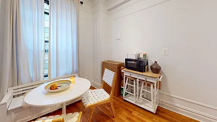 Rented by Bond New York