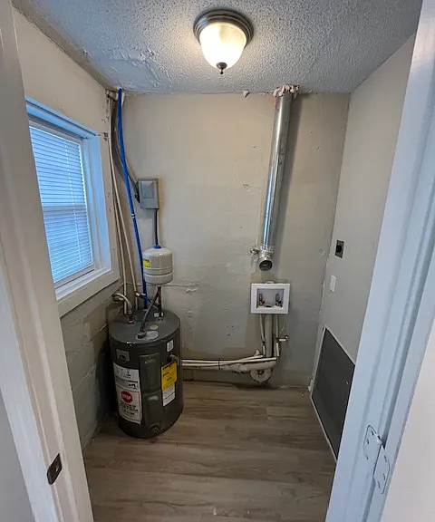1177 Shurling Dr — Photo 9