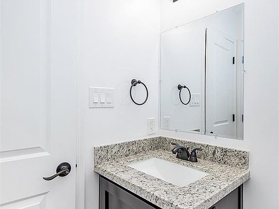 5th image of 12643 E 51st St