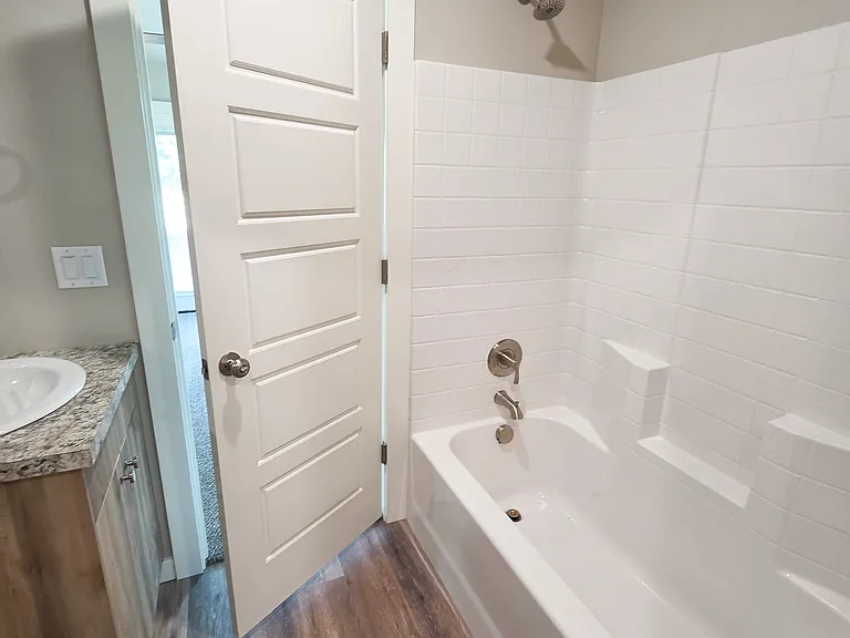 2953 N Maple Grove Rd — Photo 12