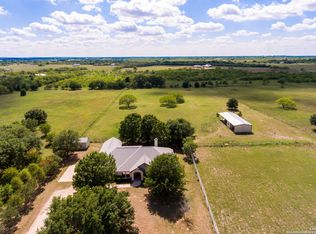 2315 Warncke Rd, La Vernia, TX 78121