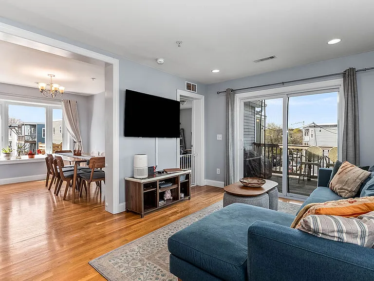 10 Irma St #3 — Photo 10