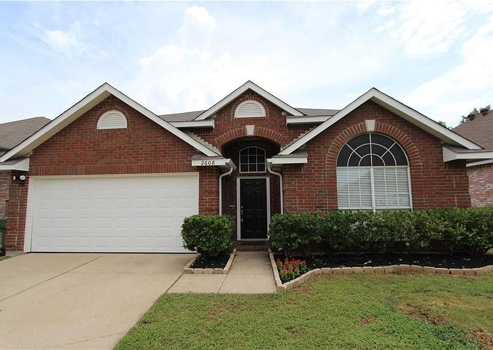 1st image of 2608 Chancellor Dr