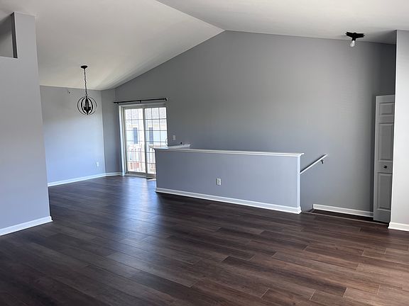 5th image of 2604 Riversedge Dr