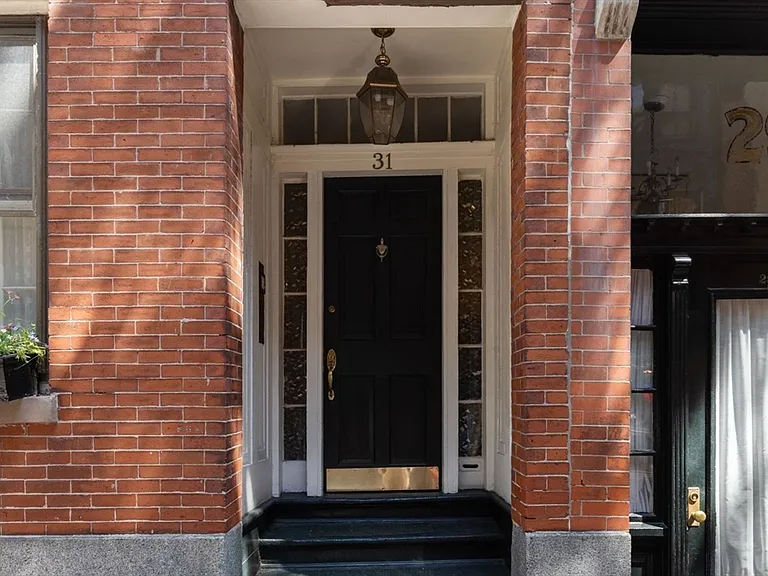 31 Myrtle St #4 — Photo 26