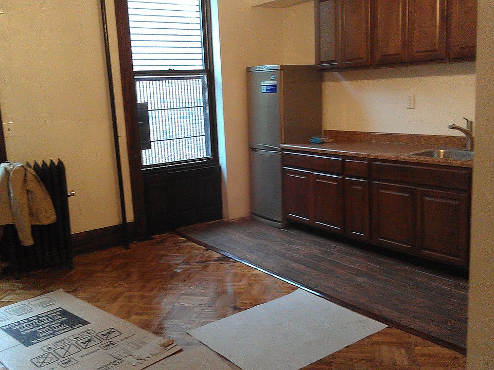 2nd image of 612 E 168th St #1