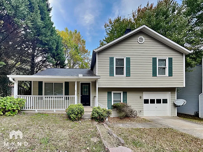 1652 Carrie Farm Ln NW — Photo 1