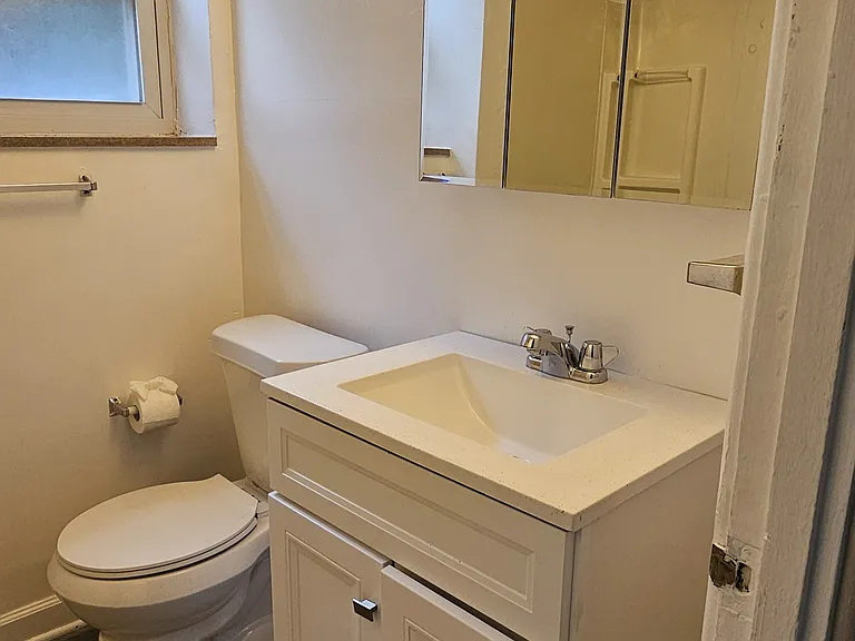 2769 Churchview Ave #9 — Photo 6