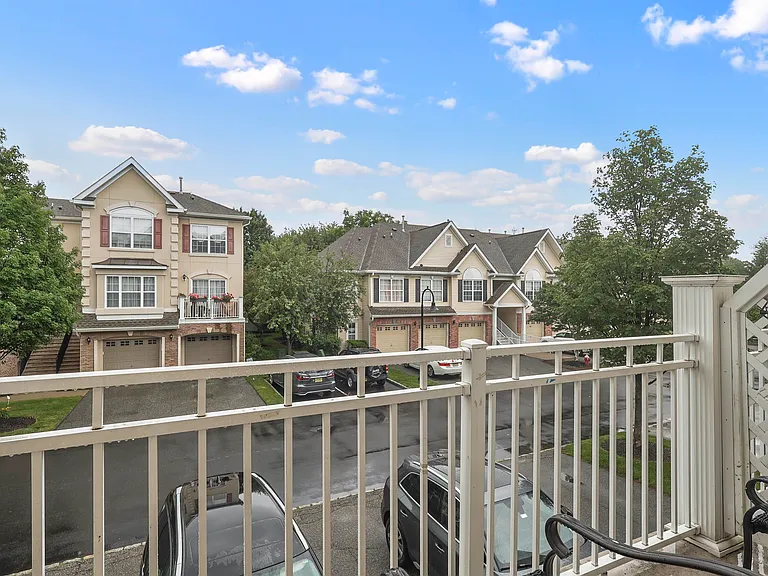 197 Blue Heron Dr #197 — Photo 10