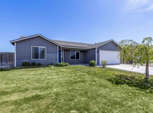 5421 Jackson Ln, Pasco, WA 99301