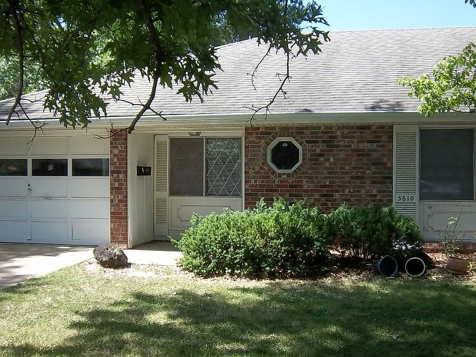 1st image of 5610 NW Hillside Dr #5610