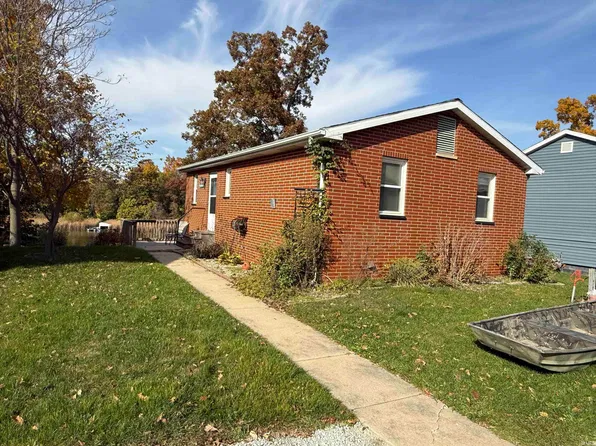 15786 Menominee Dr, Plymouth, IN 46563