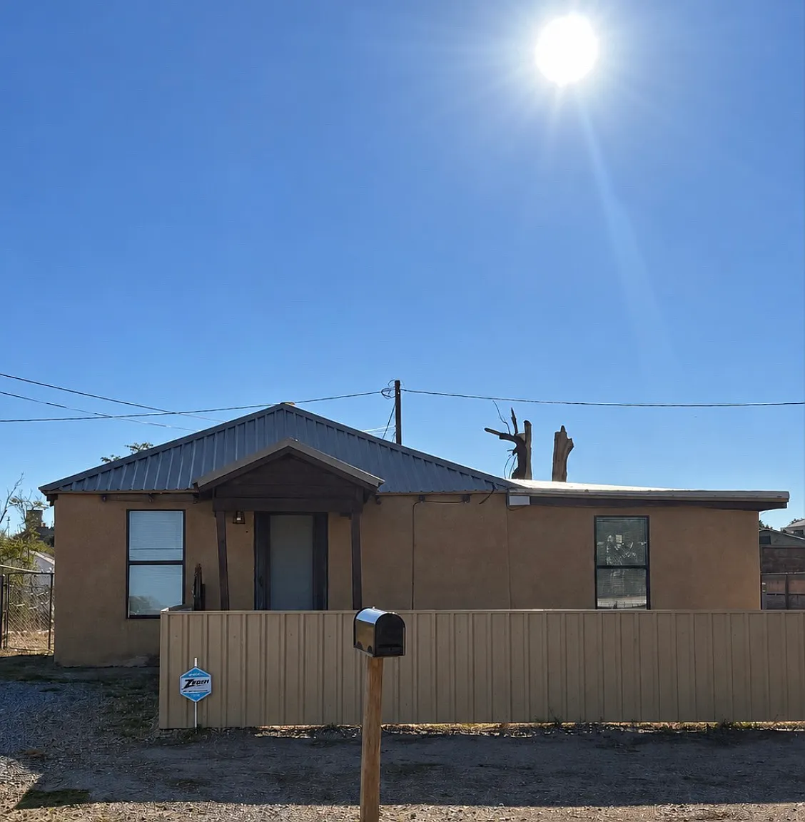 2 bed, 800 sqft, $900 — Photo 1