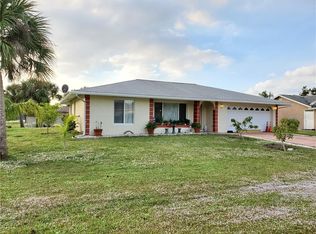4255 Mundella Cir, Port Charlotte, FL 33948
