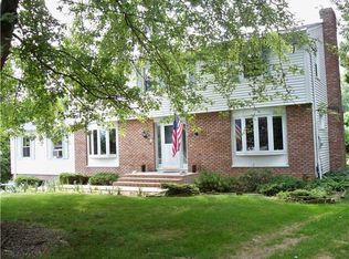 207 Ward Hill Rd, Henrietta, NY 14467