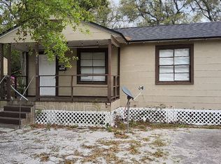 2057 Brackland St, Jacksonville, FL 32206