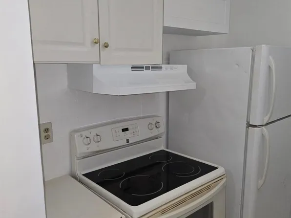 230 SW 11th Ave APT 17, Hallandale, FL 33009