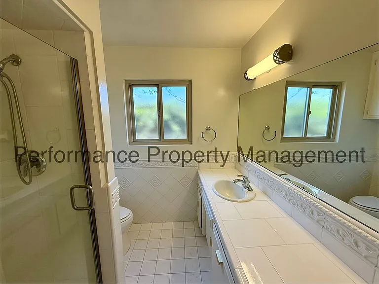 2508 Prestwick Ct — Photo 13