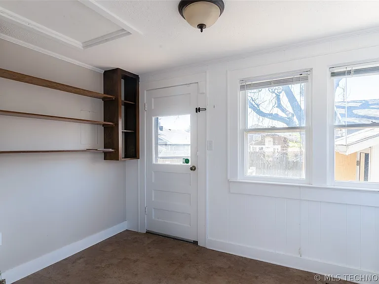 1836 E 16th St — Photo 21
