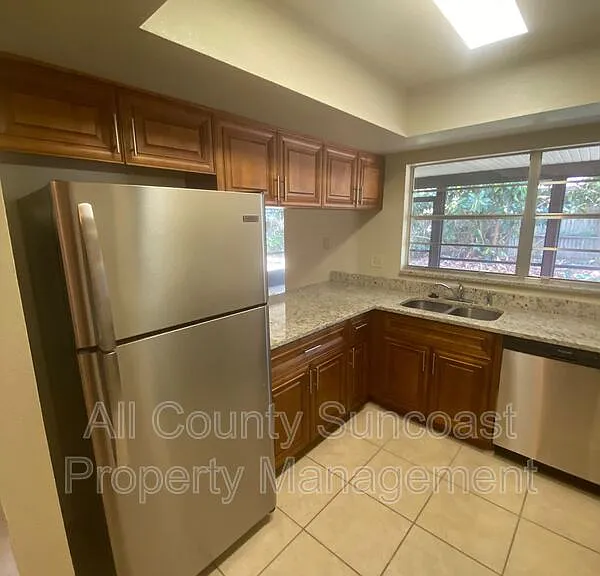 2636 Orangewood Ct — Photo 3