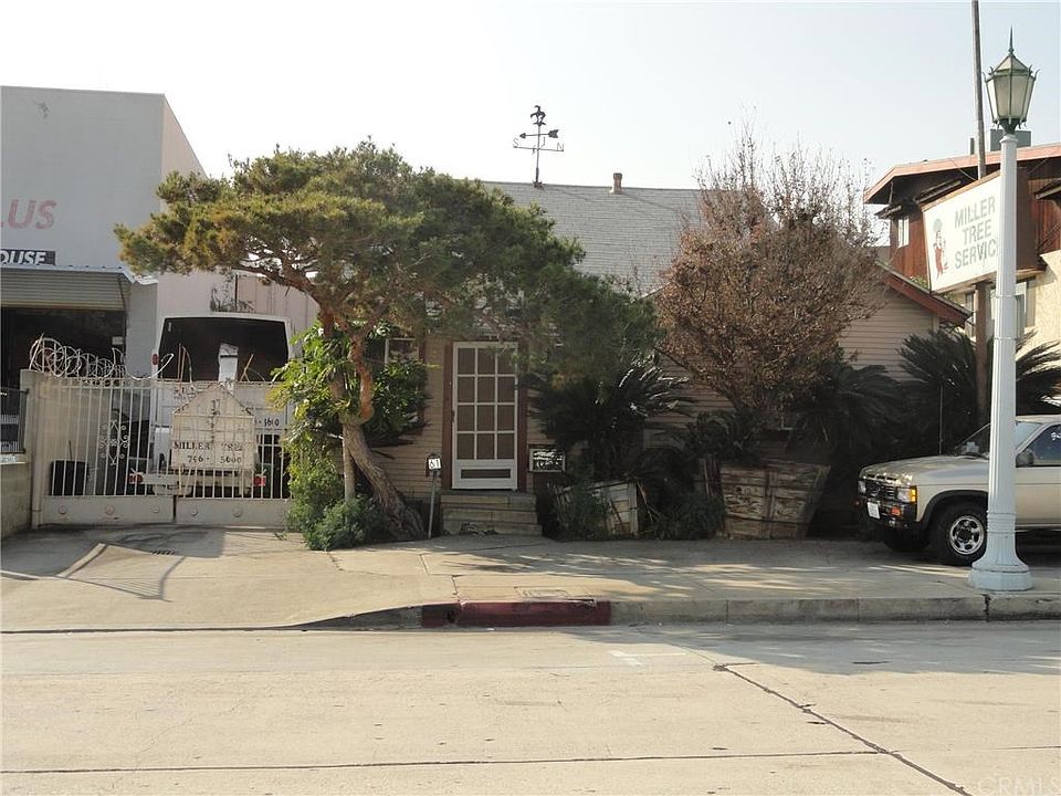 2nd image of 61 N Altadena Dr