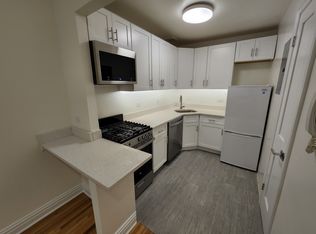 25 W 74th St #2R, New York, NY 10023