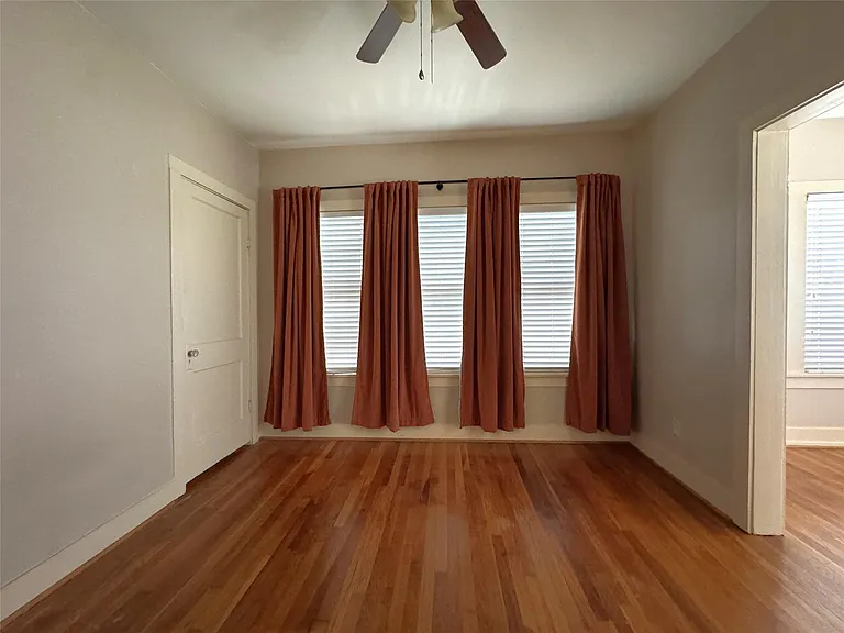 302 W Saulnier St #3 — Photo 12