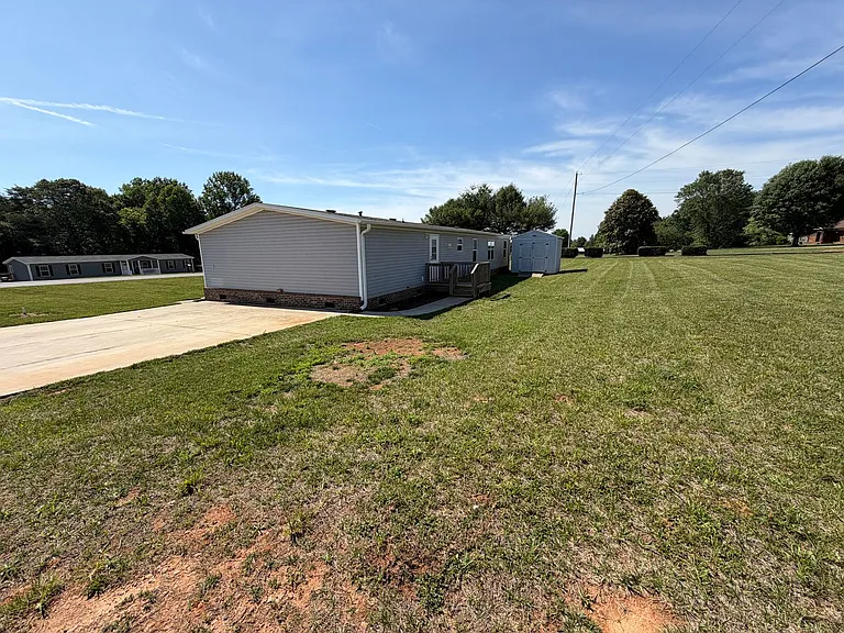 105 Foster Ferry Dr — Photo 13