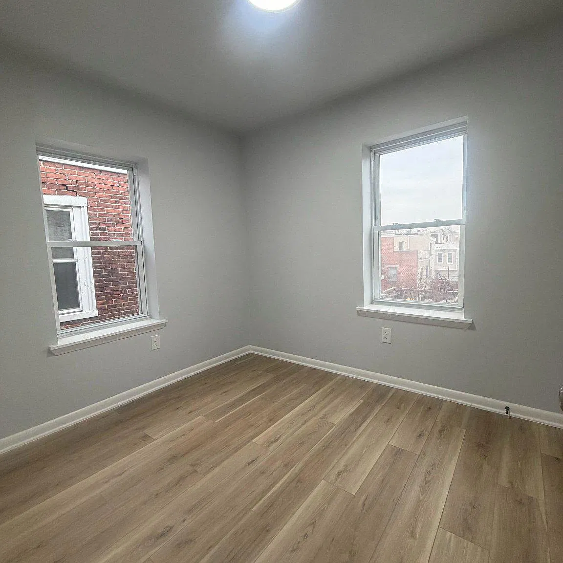 1 bed, 2445 sqft, $1,300 — Photo 3