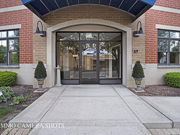 2nd image of 14 S Prospect St APT 205