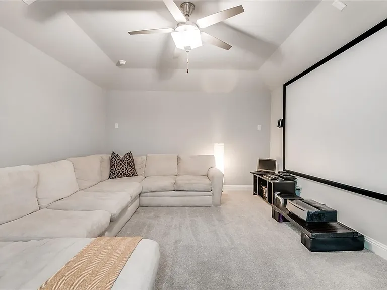 4216 Yucca Dr — Photo 29