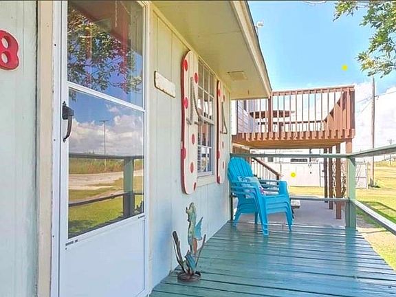 3rd image of 1546 Fm 2031 Beach Rd