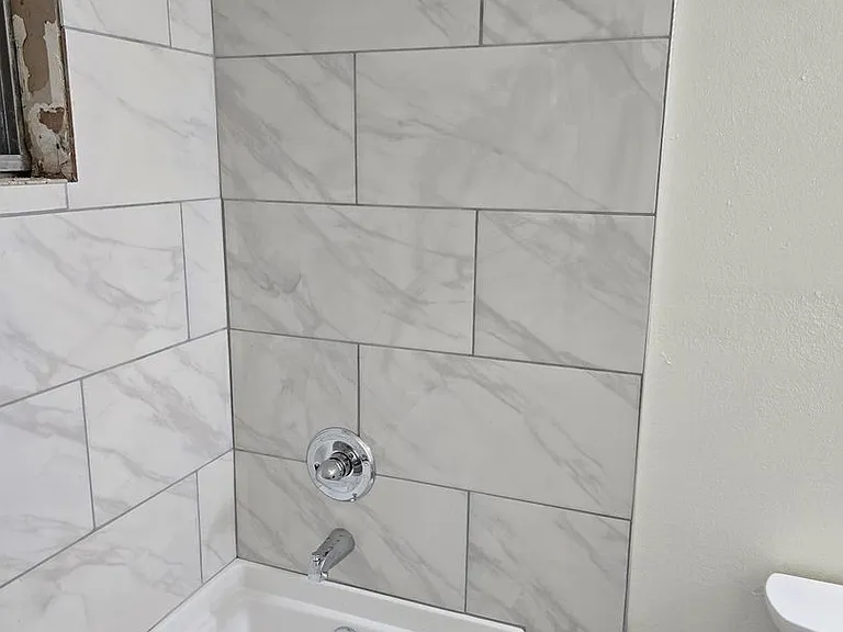 E. Taylor Street 111-125 — Photo 5