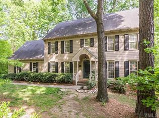 1808 Spiny Ridge Ct, Raleigh, NC 27612