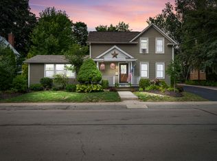 703 S Cross St, Sycamore, IL 60178