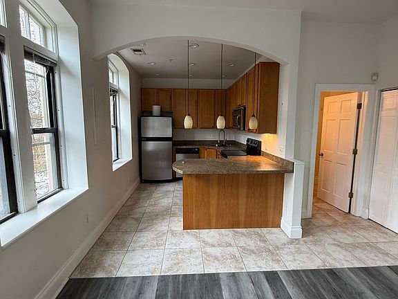 3rd image of 1401 Battery Ave #2D