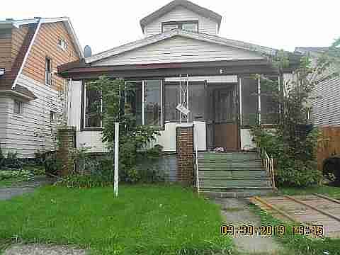 6411 Mackenzie